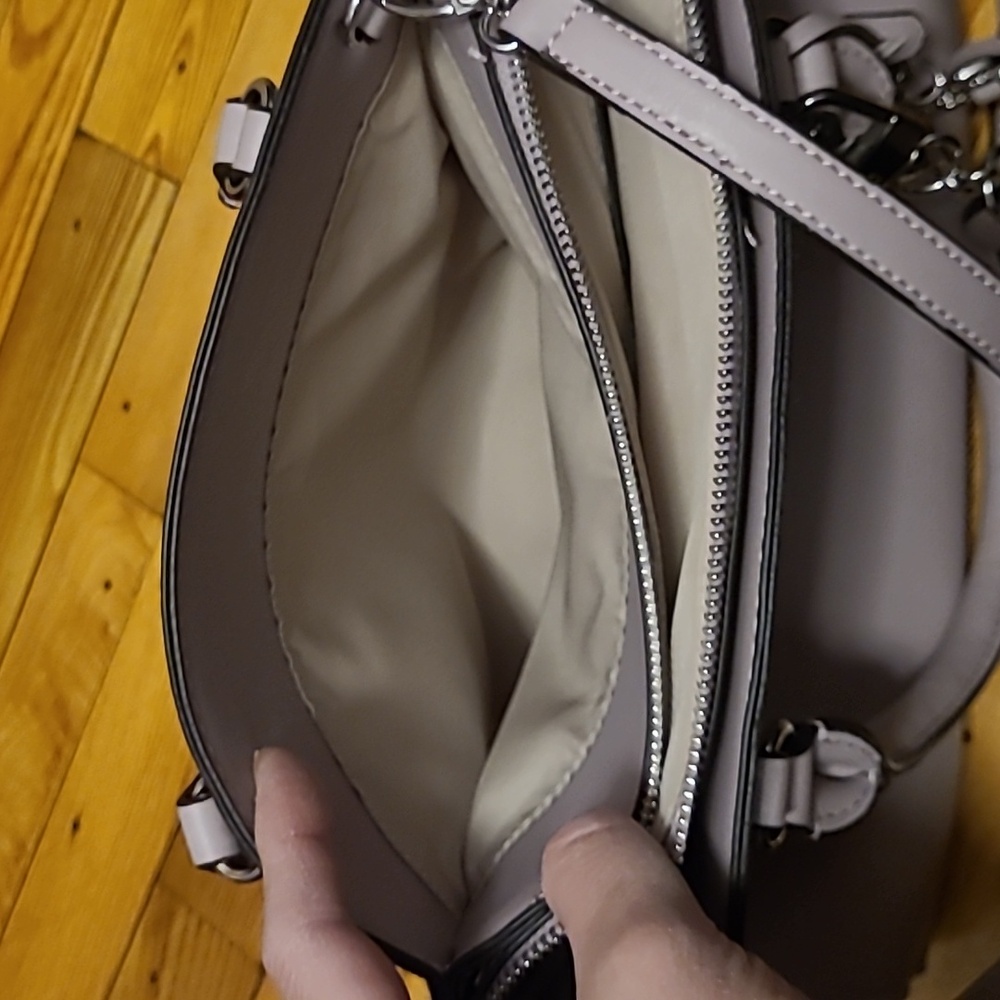 Nine West Muted Mauve/Pink Colored, 3 Compartment, Pre-loved Purse - Picture 10 of 12